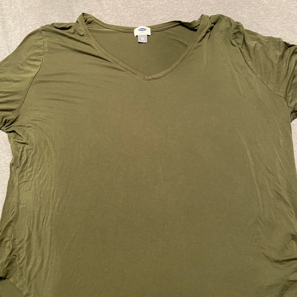olive green tee